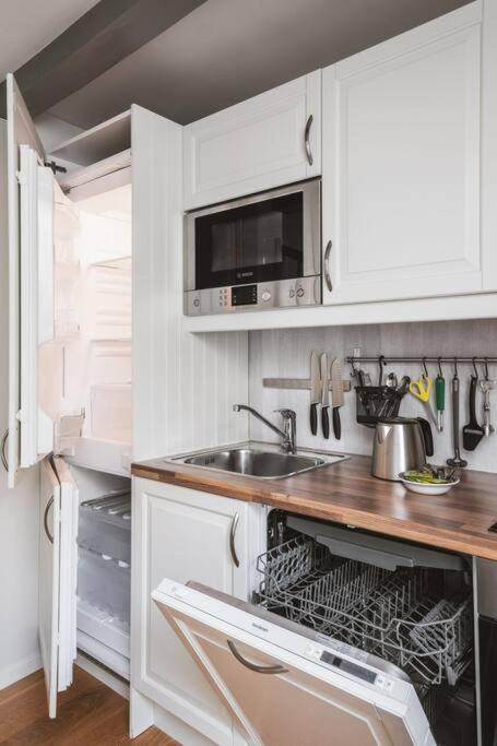 Hidden Gem Near The Old Town Bridge, 40M² Apt. Trondheim Exterior photo