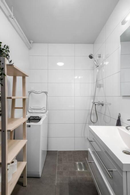 Hidden Gem Near The Old Town Bridge, 40M² Apt. Trondheim Exterior photo